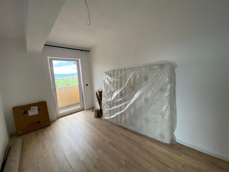 Apartament 3 camere la cheie,terasa de 18 mp Calea Surii Mici