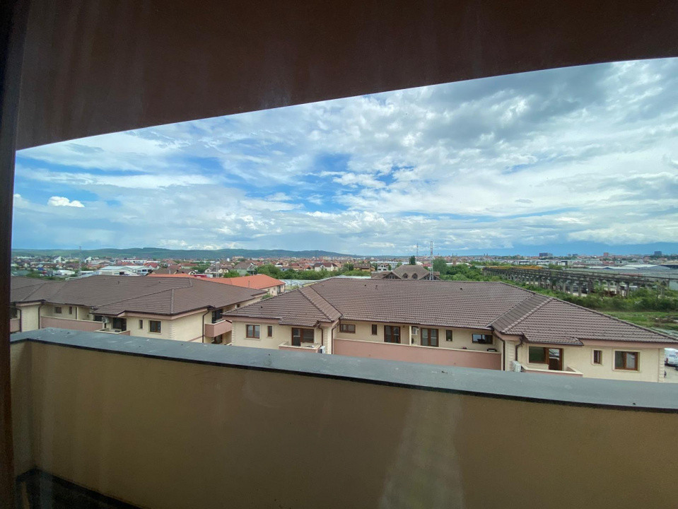 Apartament 3 camere la cheie,terasa de 18 mp Calea Surii Mici