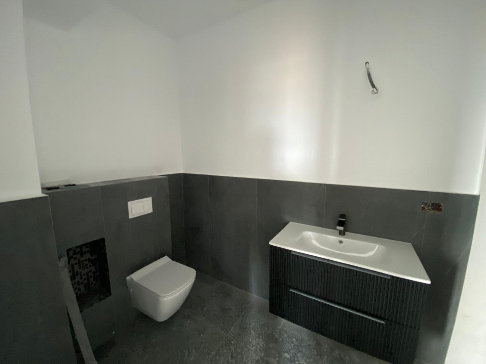 Apartament 3 camere la cheie,terasa de 18 mp Calea Surii Mici