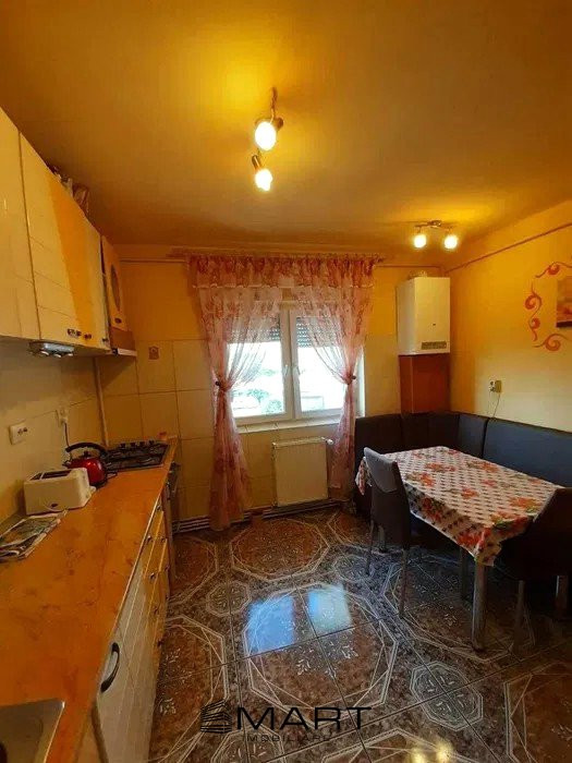 Apartament 3 camere zona Terezian