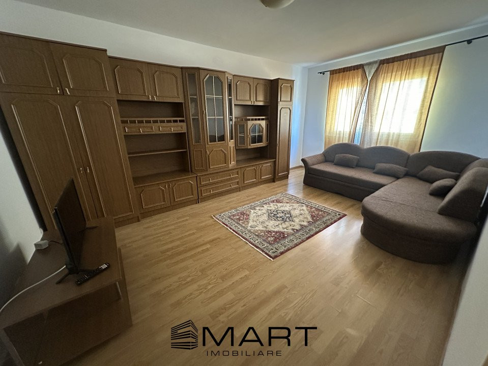Apartament 2 camere decomandate et. 3, in Strand str. Hategului