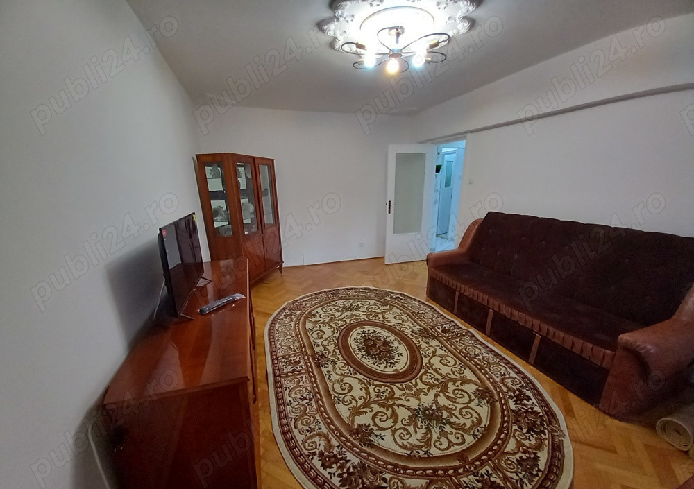 Apartament 3 camere decomandate, zona Siretului