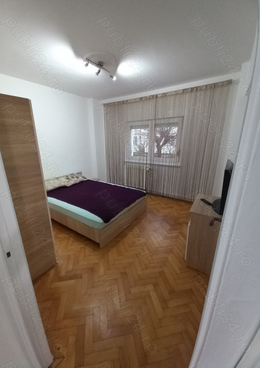 Apartament 3 camere decomandate, zona Siretului