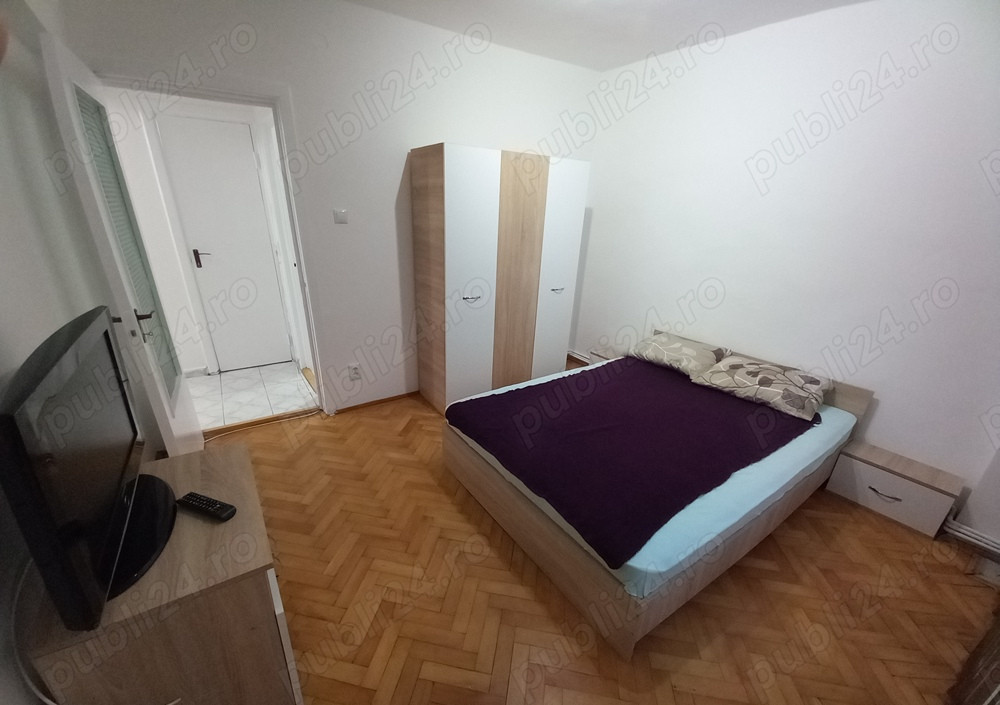 Apartament 3 camere decomandate, zona Siretului