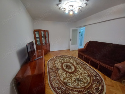Apartament 3 camere decomandate, zona Siretului