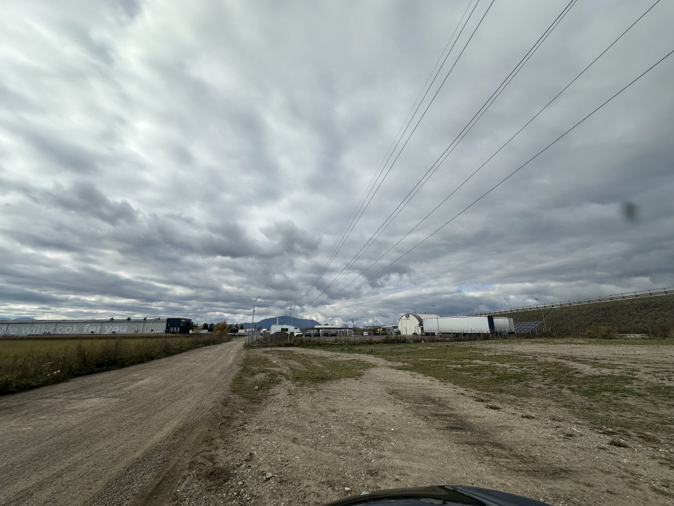 Teren de 3200 mp  zona Stupini - Centura Brasov
