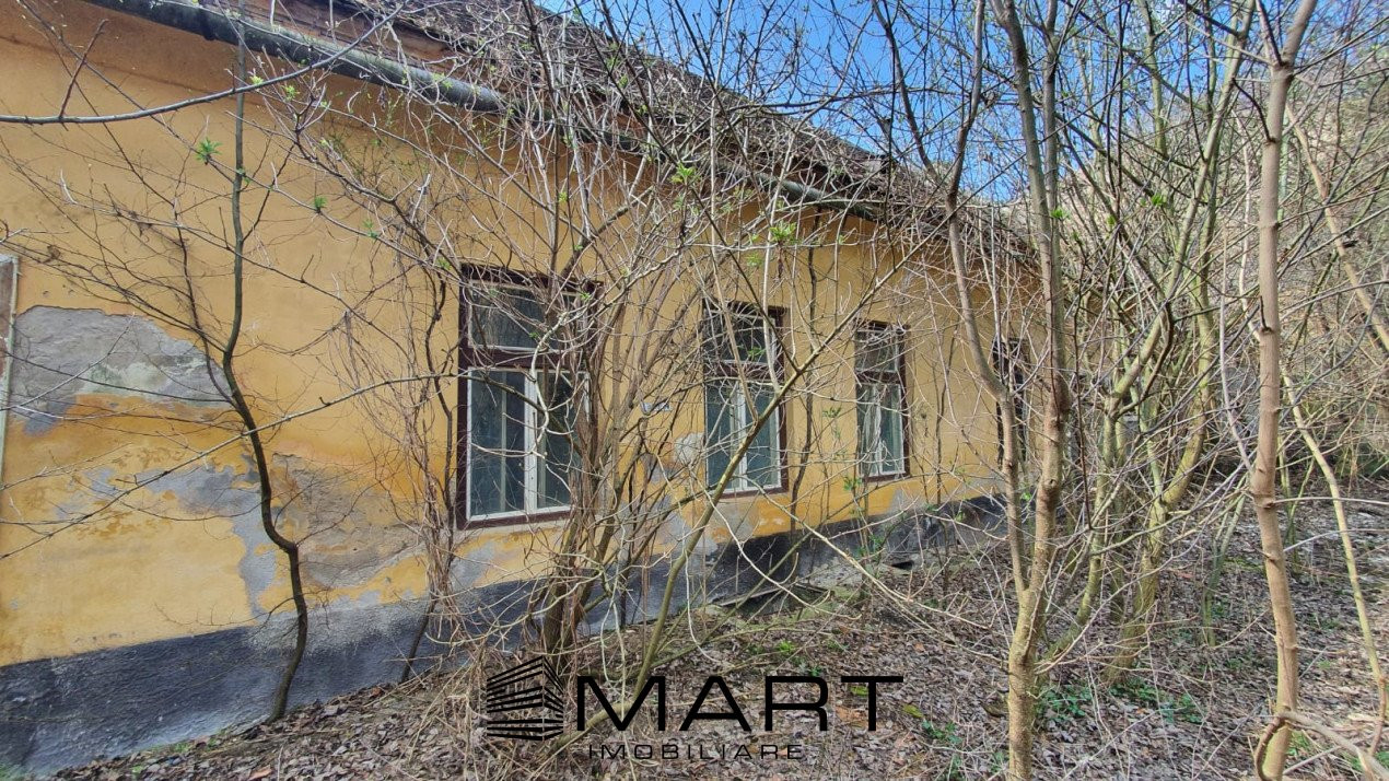 Cladire 500 mp cu teren 1450 mp Biertan