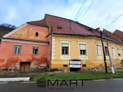 Cladire 500 mp cu teren 1450 mp Biertan