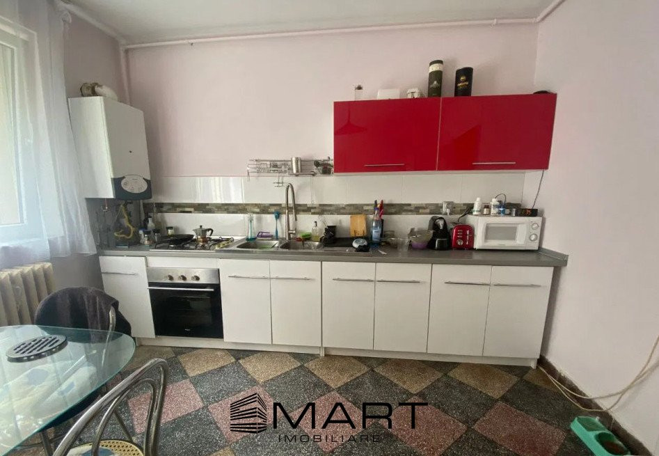 Apartament 4 camere , GARAJ, PARCARE, Plopilor Vechi