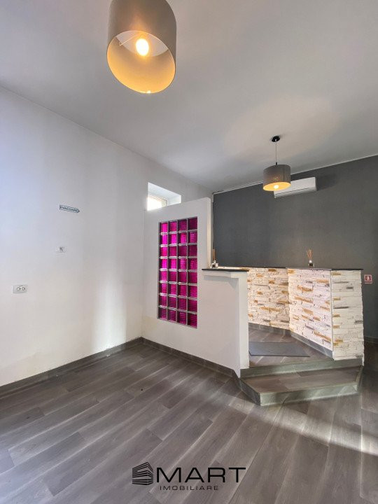 Spatiu Comercial, Piata Mihai Viteazul