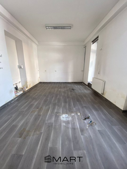 Spatiu Comercial, Piata Mihai Viteazul