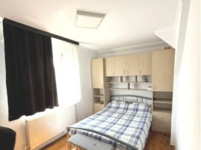 Apartament 3 camere la mansarda zona Mihai Viteazu