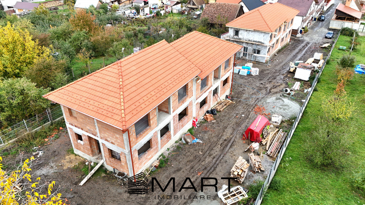 Duplex 117mp teren 300 Sura Mica