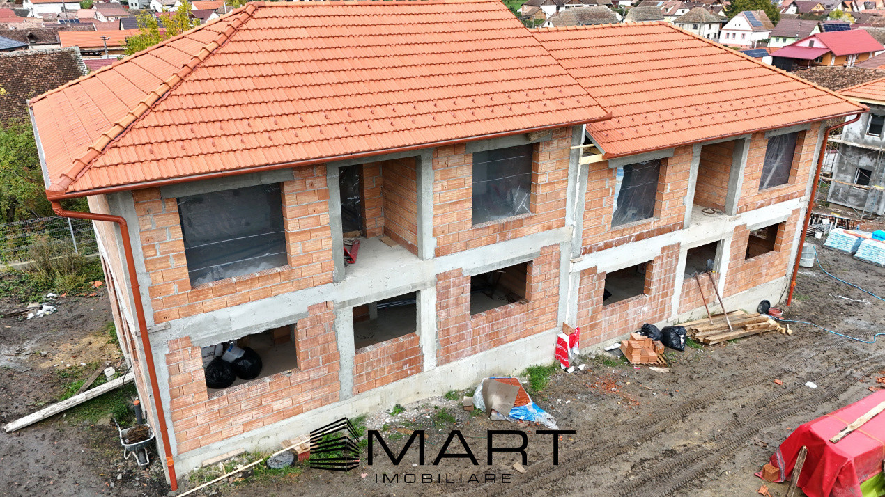 Duplex 117mp teren 300 Sura Mica