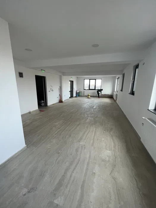 Spatiu comercial 65 mp Avantgarden