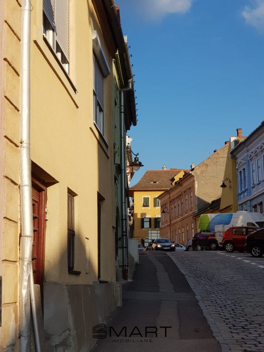Apartament 3 camere, 90 mp, complet mobilat și utilat – Centru Istoric, Sibiu