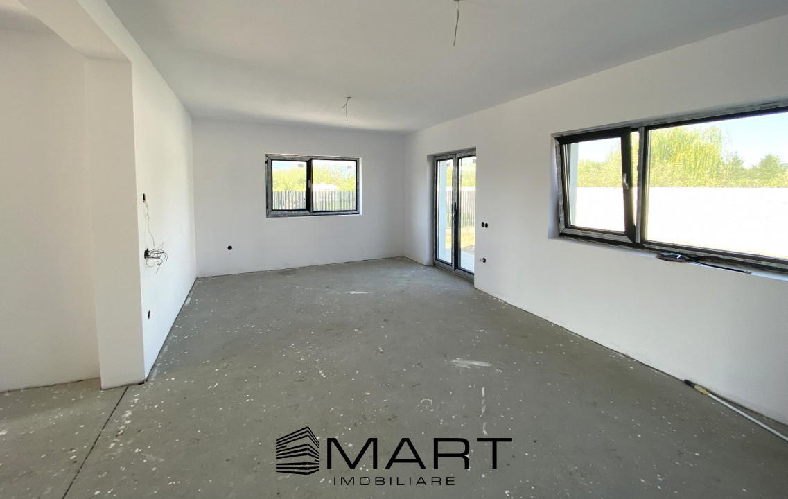 Casa individuala 130mp cu teren liber 200 in Cristian