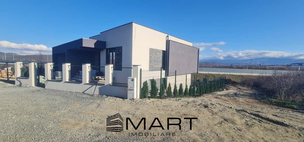 Comision 0! Casa individuala 201mp, teren 815mp Selimbar - Tineretului