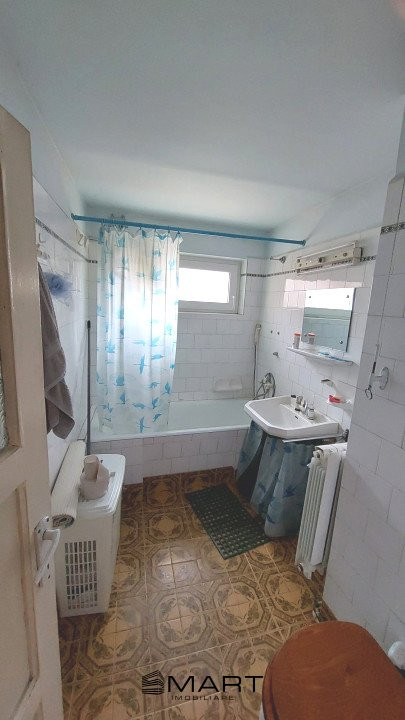 Casa cu teren 150 mp zona Lupeni