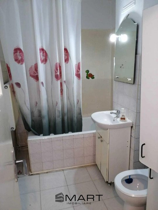 Apartament 2 camere decomandat zona Strand