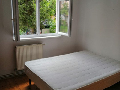 Apartament 2 camere decomandat zona Strand