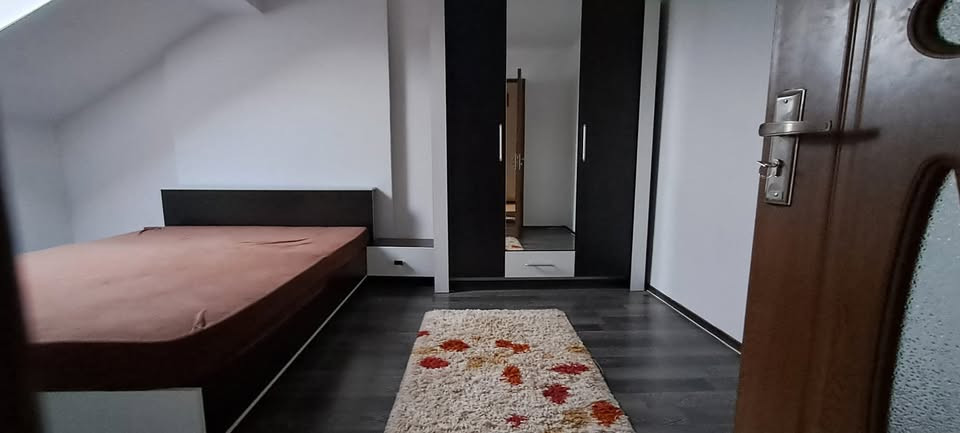 Apartament 3 camere B-dl Garii