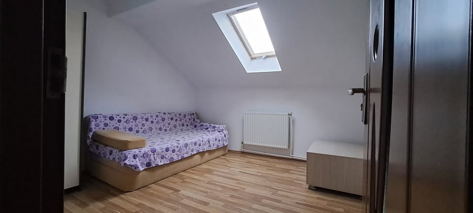 Apartament 3 camere B-dl Garii