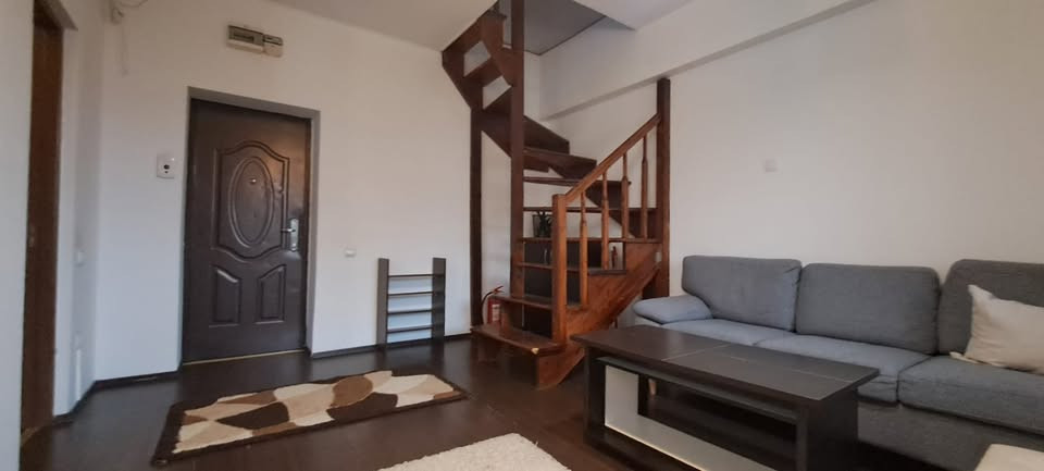 Apartament 3 camere B-dl Garii