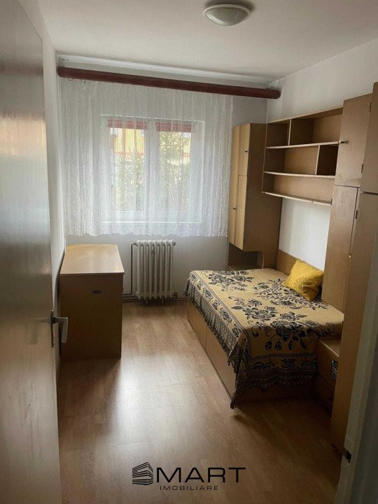 Apartament 3 camere decomandate zona Hipodrom III