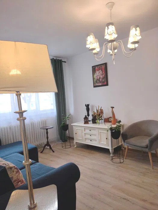 Apartament 2 camere zona Mihai Viteazu