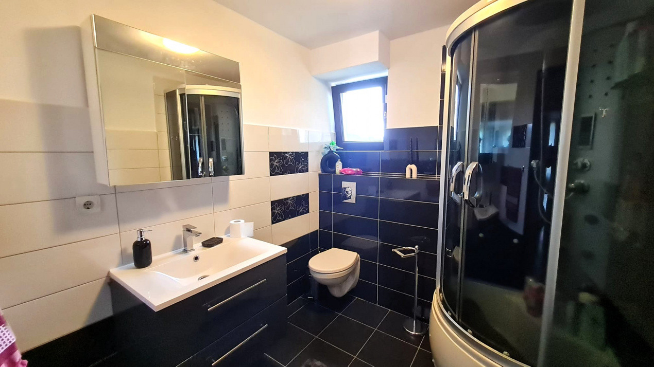 Casa individuala 230mp cu teren 1100mp Tocile