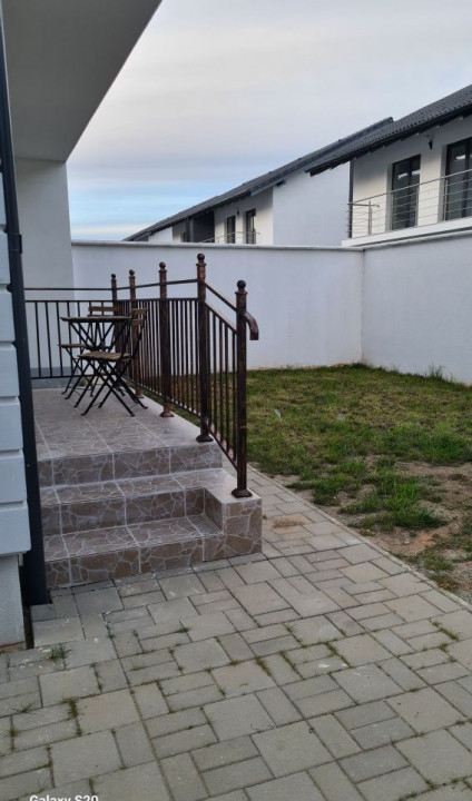 Casa 4 camere in Selimbar