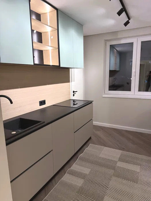 Apartament 2 camere decomandate la Vila in cartierul Strand