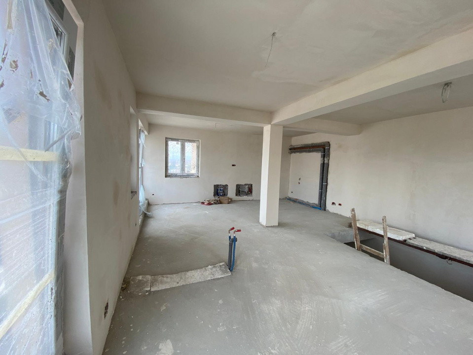 Penthouse  pe 2 nivele | 3 camere | Terasă panoramică | Parcare inclusa