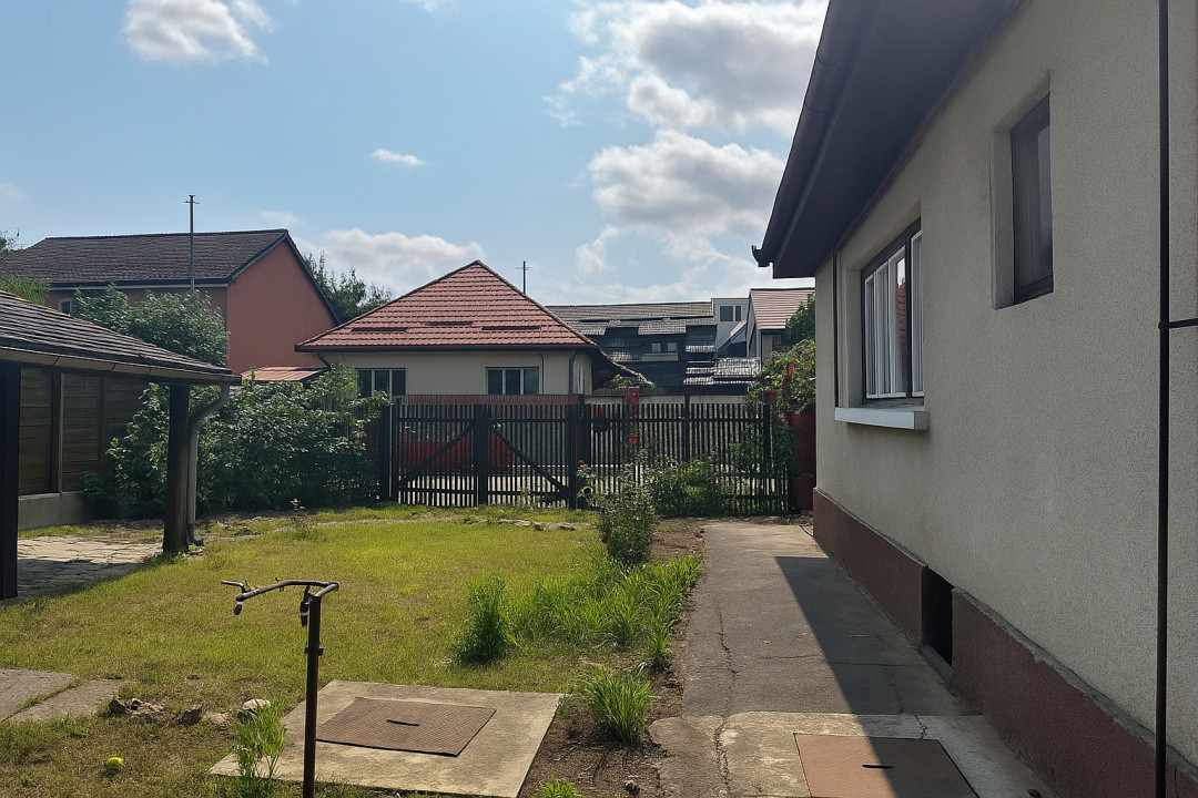 Casa 2 camere, 90 mp zona Florilor