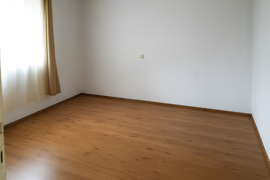 Casa 2 camere, 90 mp zona Florilor