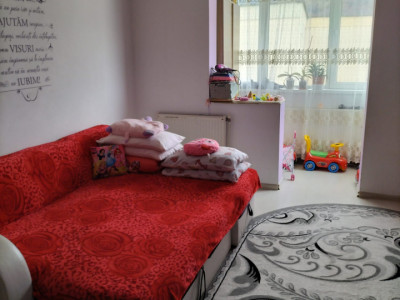Apartament 2 camere Semidecomandat Noua 