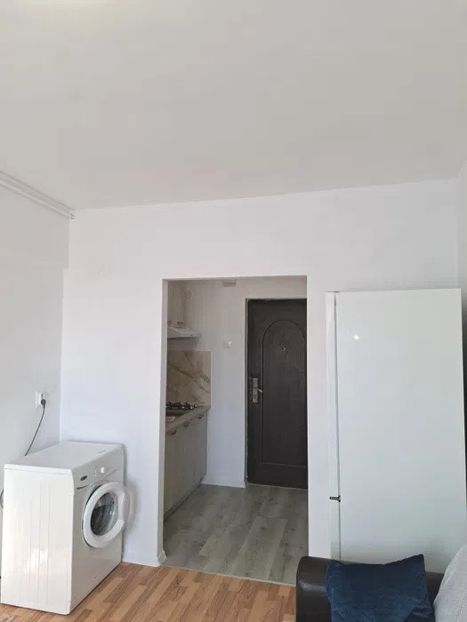 Garsoniera zona Lazaret