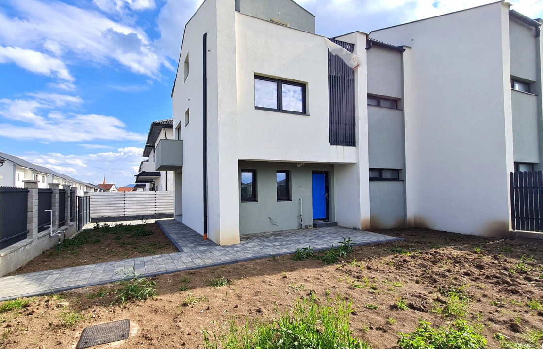 Duplex 140mp cu teren 260mp Selimbar