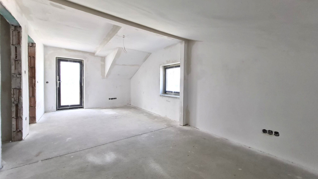 Duplex 140mp cu teren 260mp Selimbar