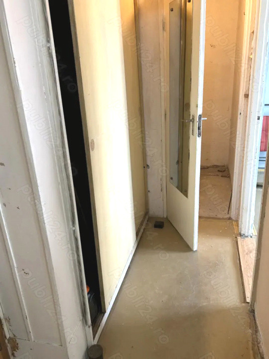 Apartament 2 camere decomandate zona Vasile Aaron