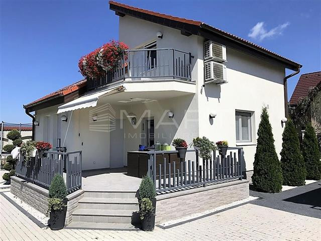 Casa 270 mp si teren 900 mp zona Brana Selimbar