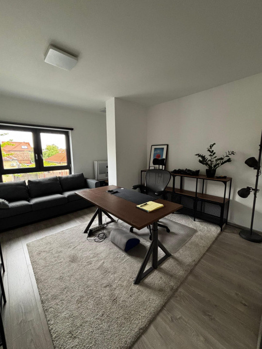 Apartament 3 camere decomandate zona Calea Dumbravii