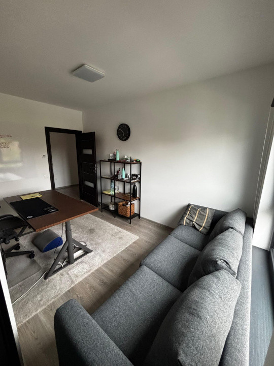 Apartament 3 camere decomandate zona Calea Dumbravii