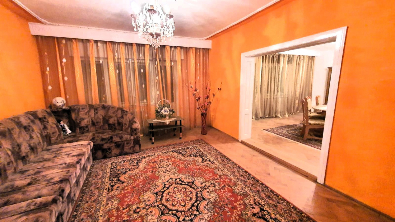 Casa individuala 170mp cu teren 800mp in Sadu