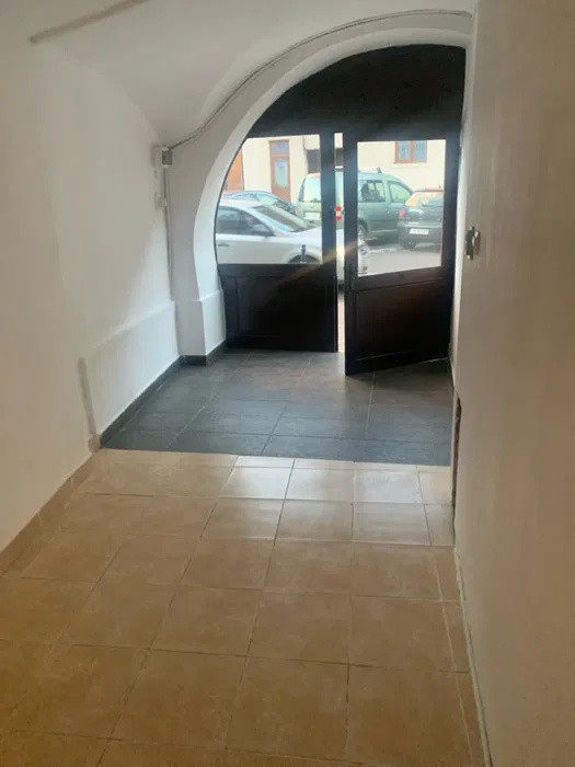 Spatiu Comercial 15 mp Central