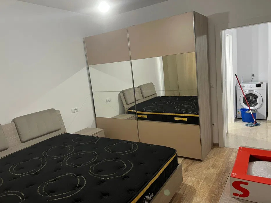 Apartament 2 camere decomandate Tractorul