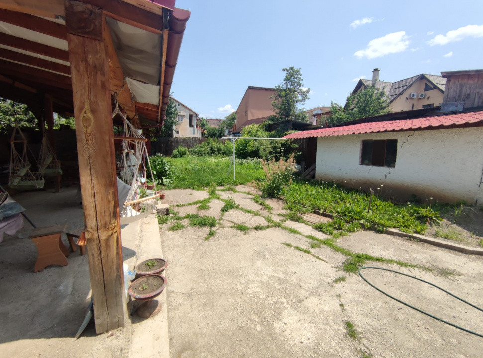 CASA/ VILA,  83MP UTILI, 579 MP SUPRAFATA TOTALA, ZONA FLORILOR