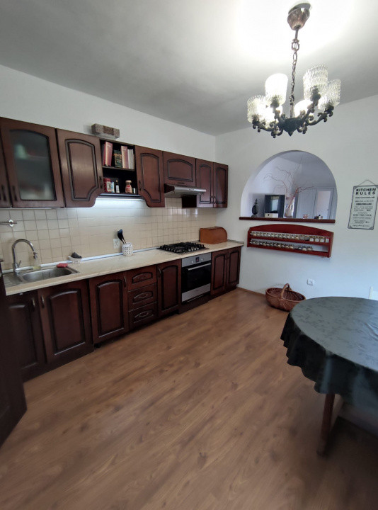 CASA/ VILA,  91 mp utili, 170 mp teren, Zona Schei