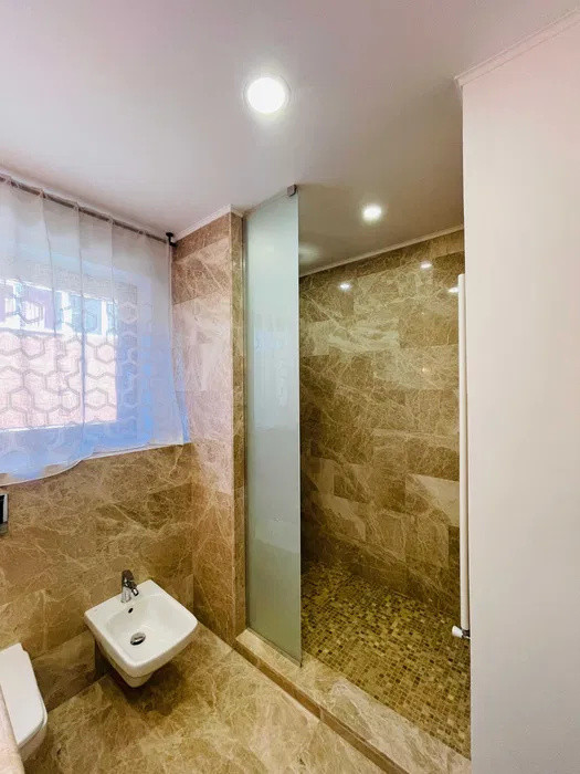 Apartament 2 camere decomandate zona Bartolomeu Nord
